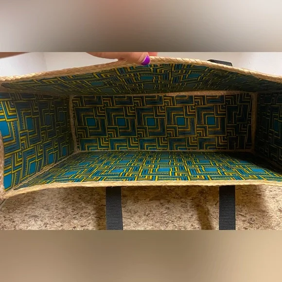 Straw/rattan lined shoulder bag - Picture 3 of 6